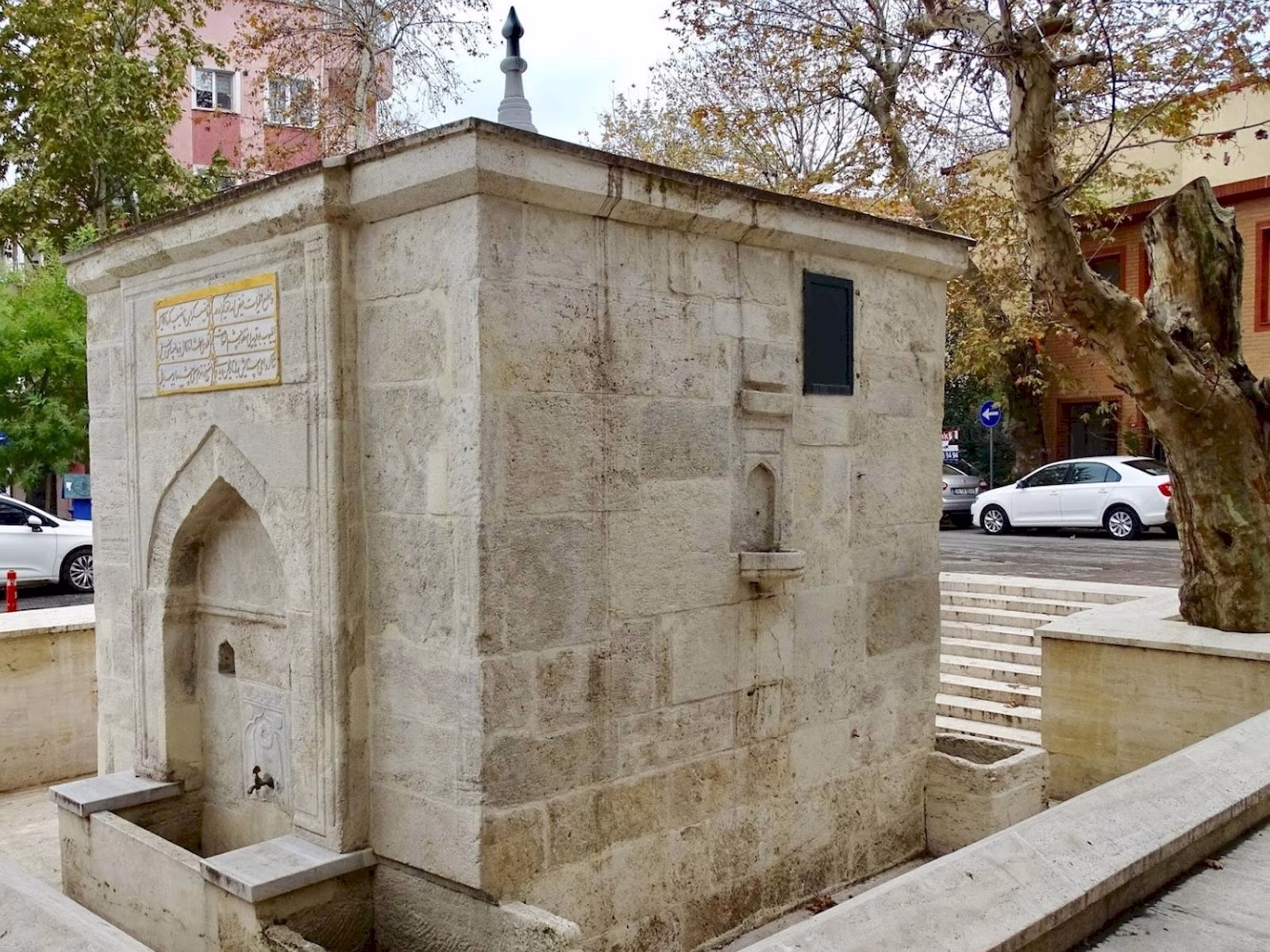 Maltepe’de Tarihi Feyzullah Efendi Çeşmesi görsel.