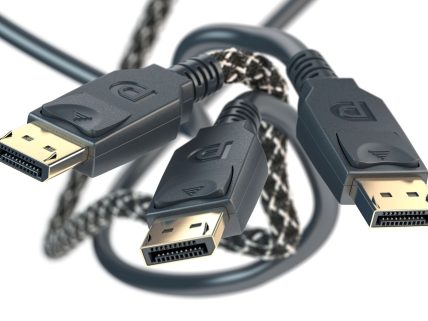 DisplayPort or HDMI better image.