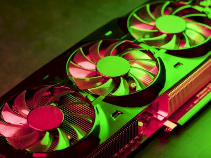 RTX 4080 ve 4090 ne görsel.