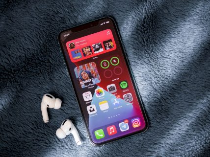 How to convert iPhone HEIC image.