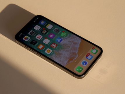 iOS 16 pil performansı nasıl? görsel.