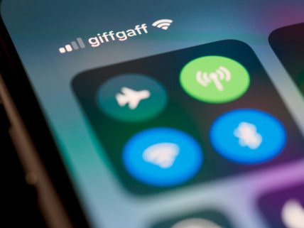 WiFi 6 ile uyumlu olup görsel.