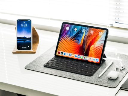En güçlü iPhone telefonlar ve görsel.