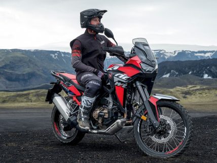 Honda Africa Twin motosiklet özellikleri görsel.