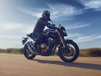 Honda CB500F motosiklet özellikleri ve görsel.