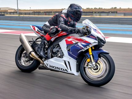 Honda CBR1000RR-R Fireblade SP motosiklet görsel.