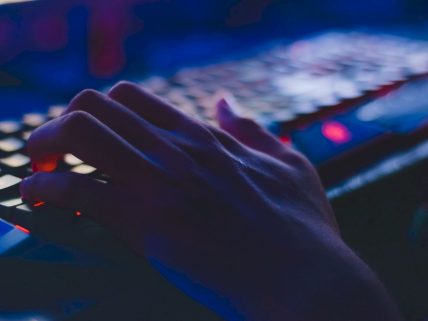 Deep Web ile Dark Web görsel.