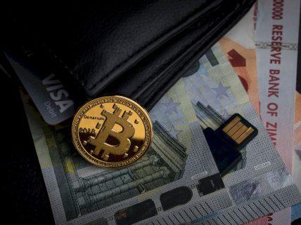 What is a cold wallet? image.