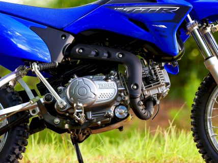 Yamaha TT-R110 motosiklet özellikleri ve görsel.