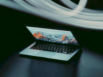 Best laptop specifications for graphic image.