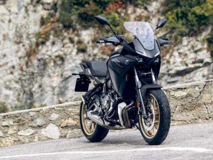 Yamaha TRACER 7 motosiklet özellikleri görsel.