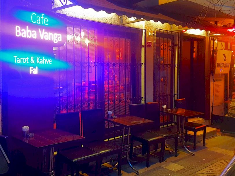 Fal Cafe Baba Vanga