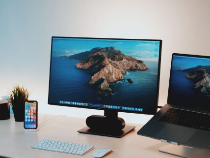 What is the monitor frequency? image.
