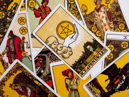 En iyi tarot uygulamaları görsel.