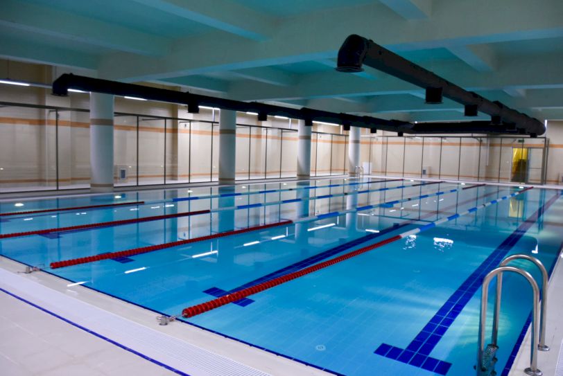 Aydos Spor Merkezi Yüzme Havuzu