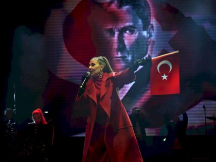 Kartal’da Nilüfer konseri görsel.