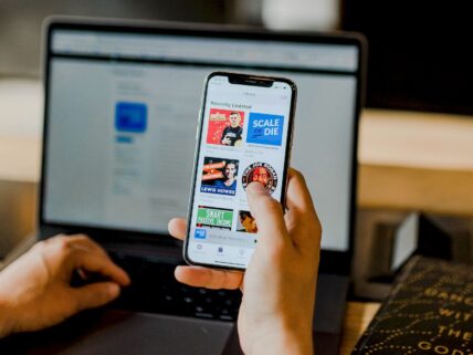 Apple telefon bilgisayar bağlantı programı görsel.
