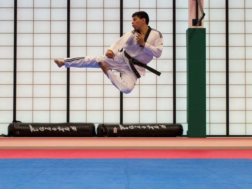 Milli karateci Eyüp Olugi’dan rekor