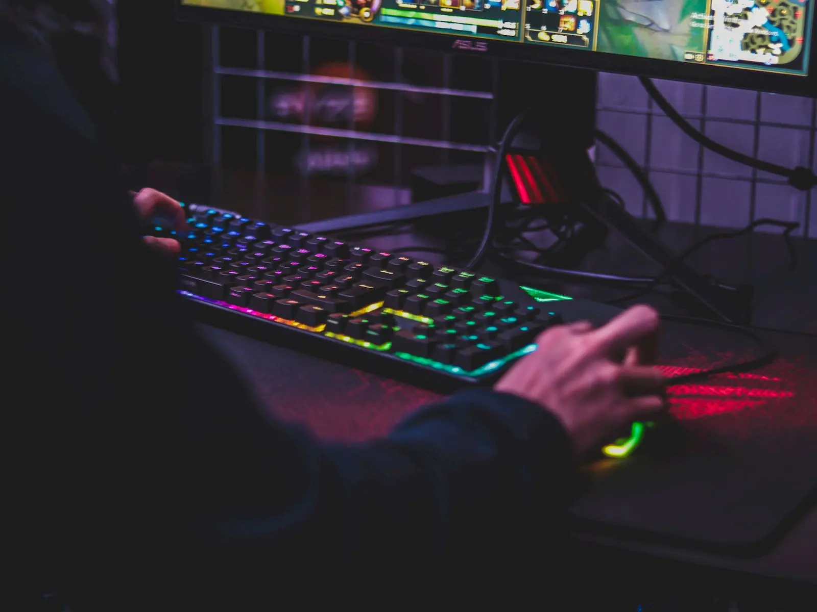 What is macro on keyboard? image.