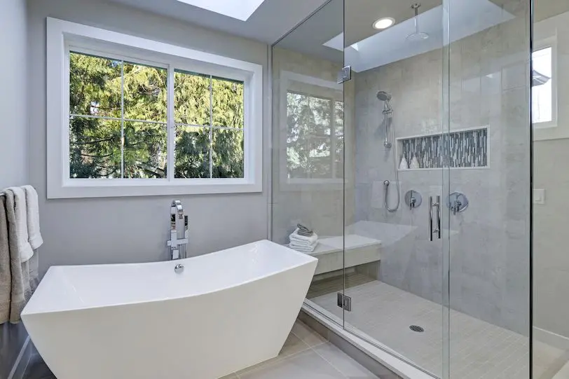 Choosing the Right Contractor for Your Bathroom Remodeling Project